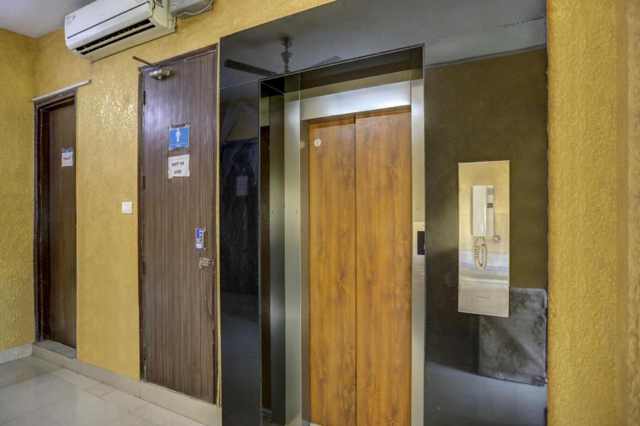 Hotel O Blissbourn Új-Delhi Kültér fotó